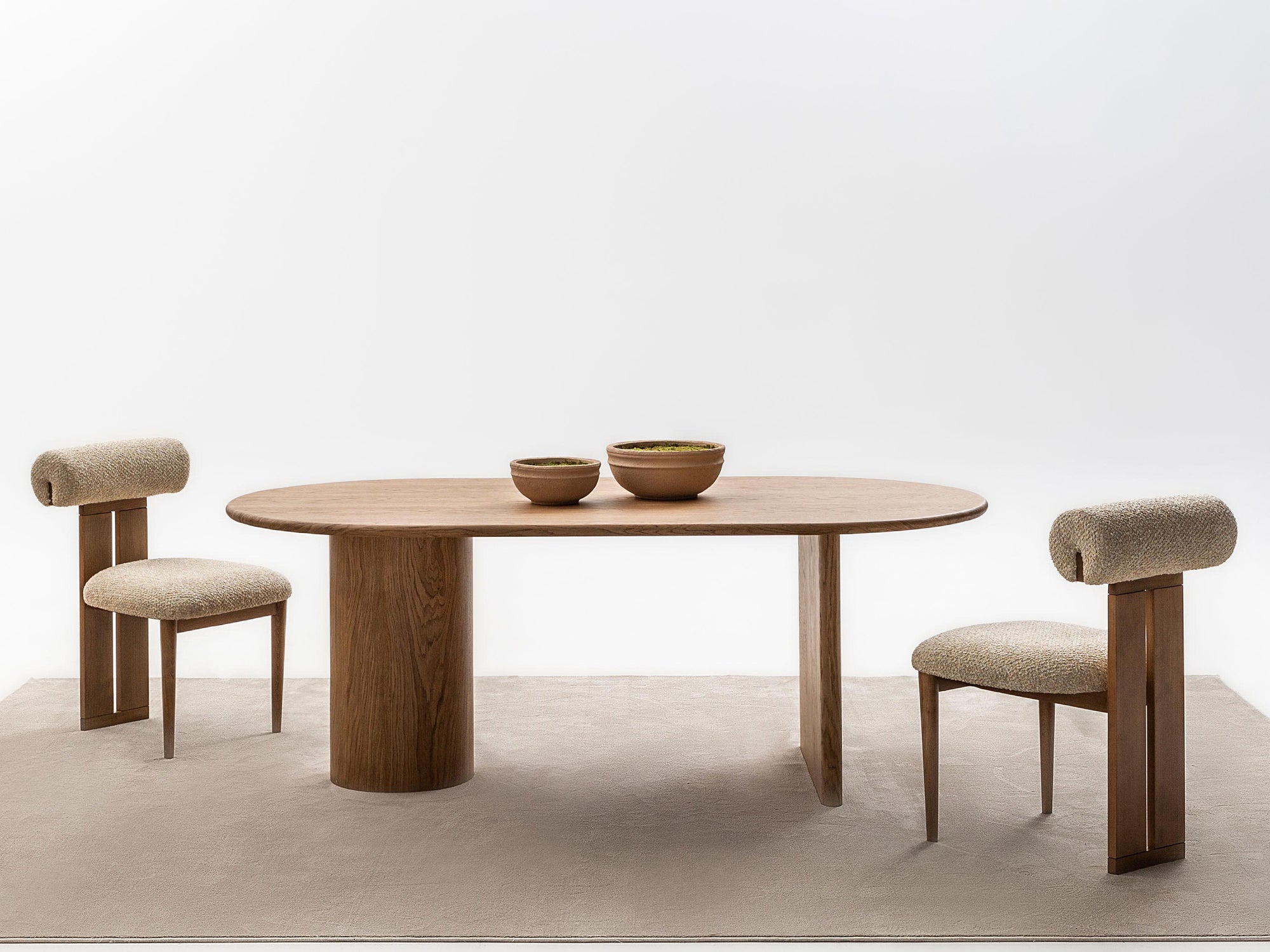Puga Dining Table